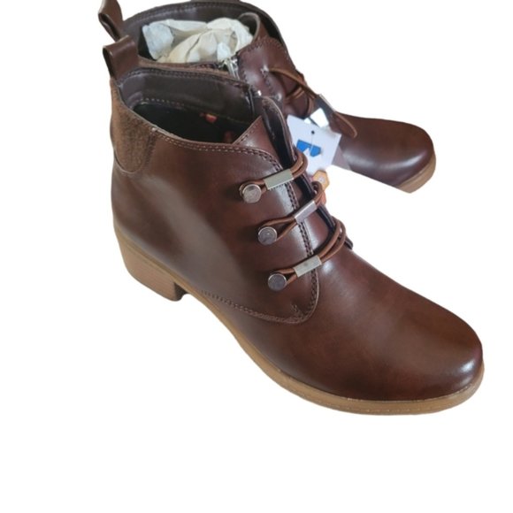 Wonderlust Ada ankle boots - Picture 2 of 5
